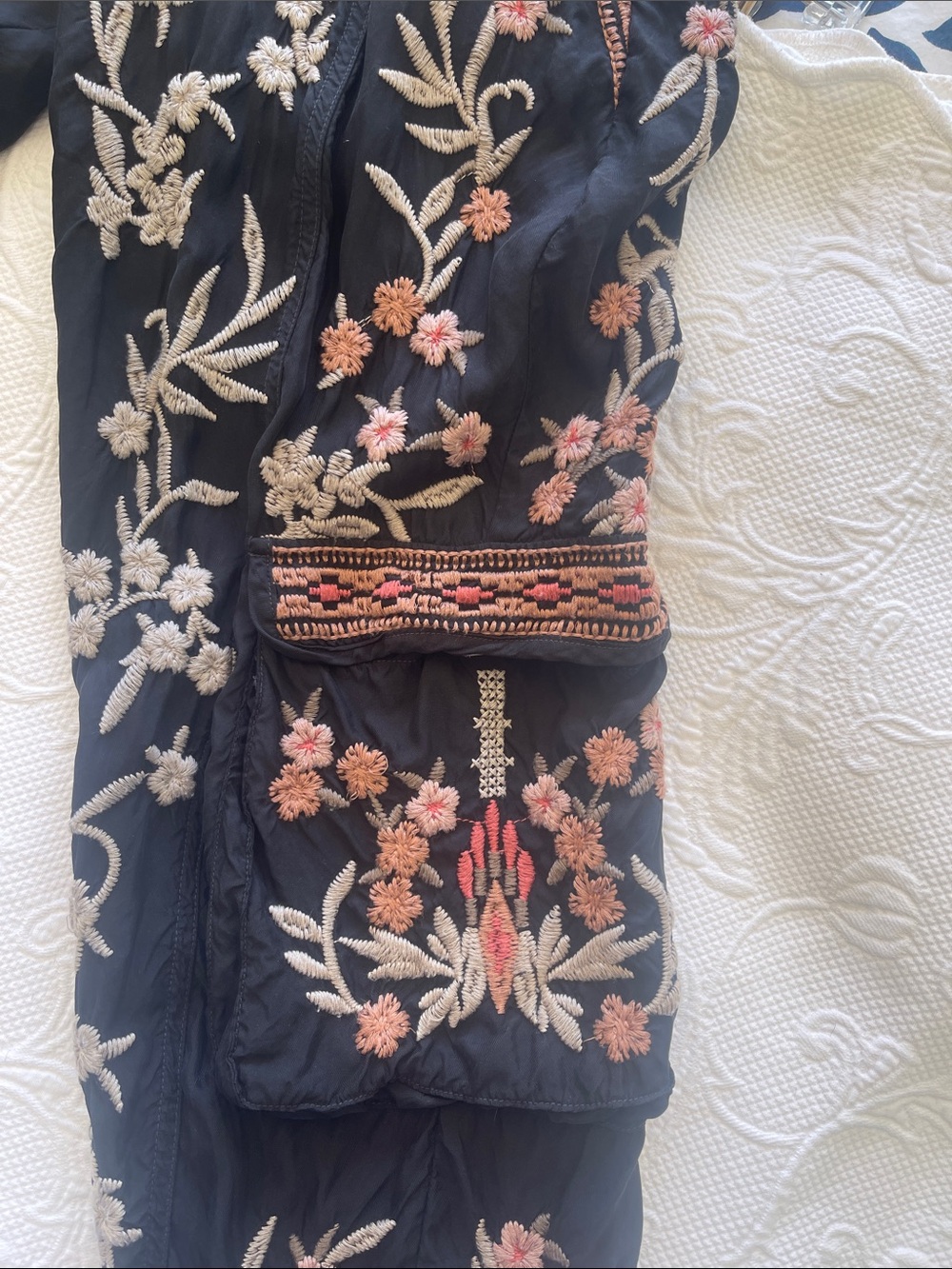 Johnny Was Black Cropped Embroidered Floral Ankle Pants - Picture 3 of 9
